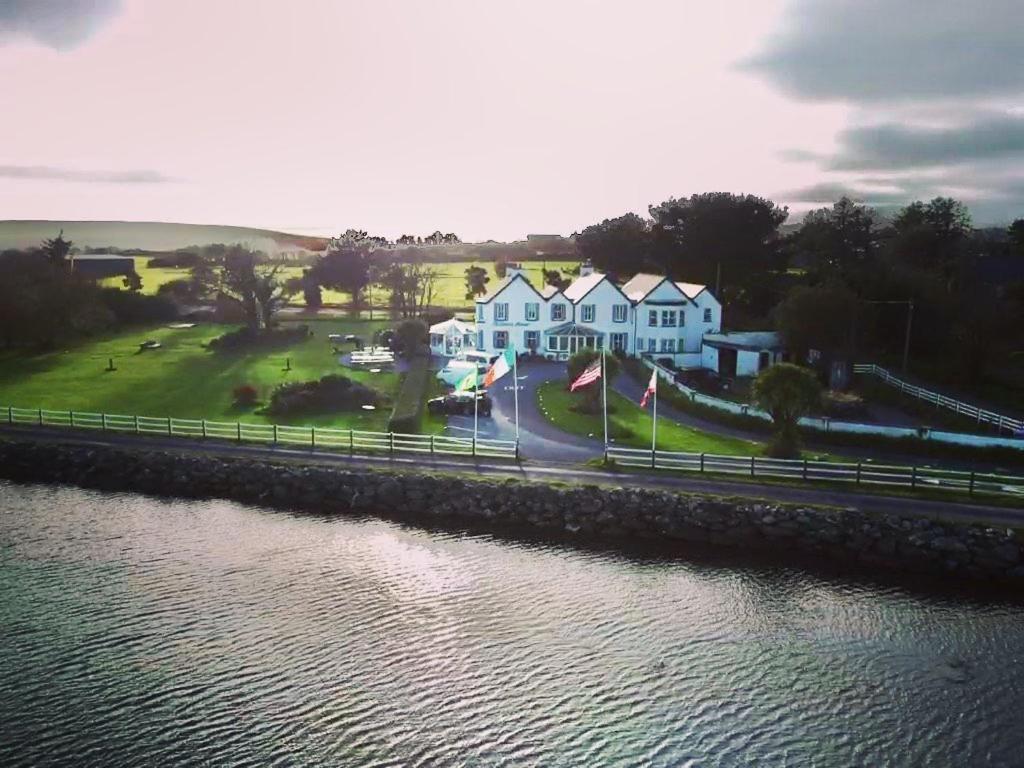 Hotel Milltown House Dingle Exterior foto